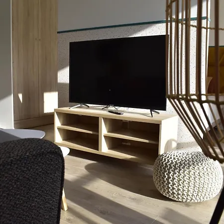 White Modern Tower Atal *